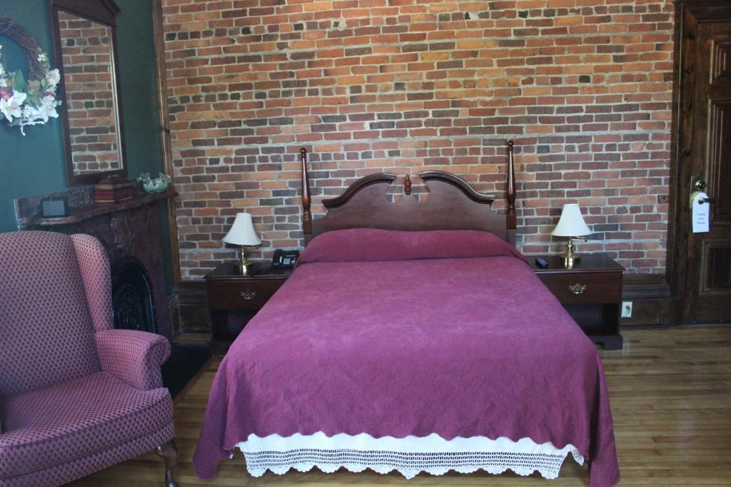 Customs House Inn Pictou Zimmer foto
